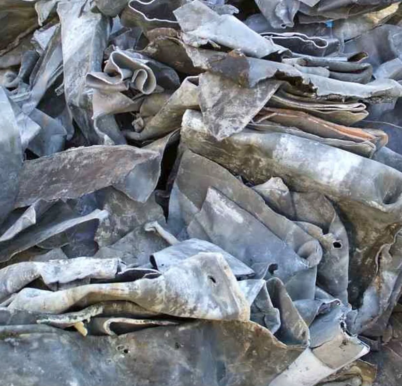 Mixed recyclable lead offcuts